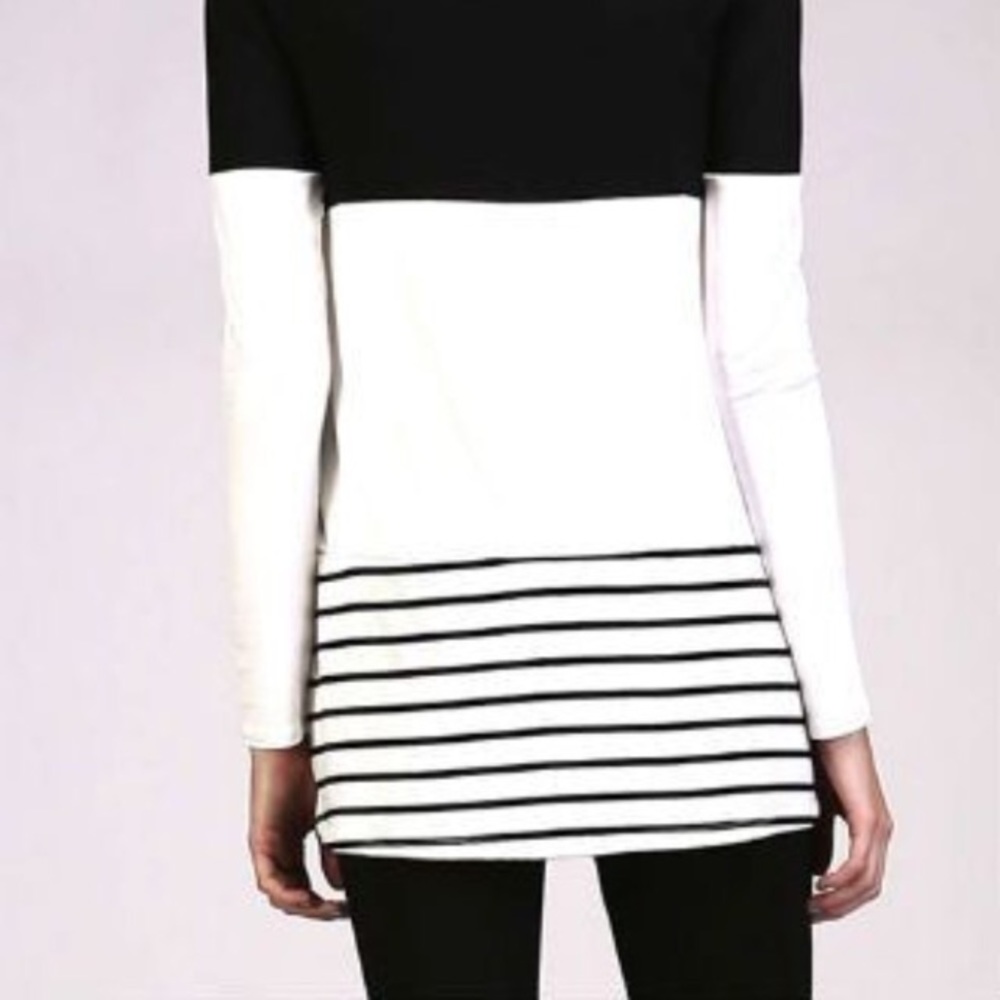 Black and white Striped color block top - Picture 4 of 4